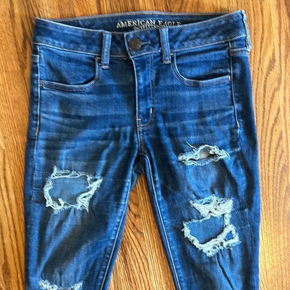 American Eagle Outfitters Women's Distressed Blue Jeans Skinny Jeggings 6 - Picture 2 of 9